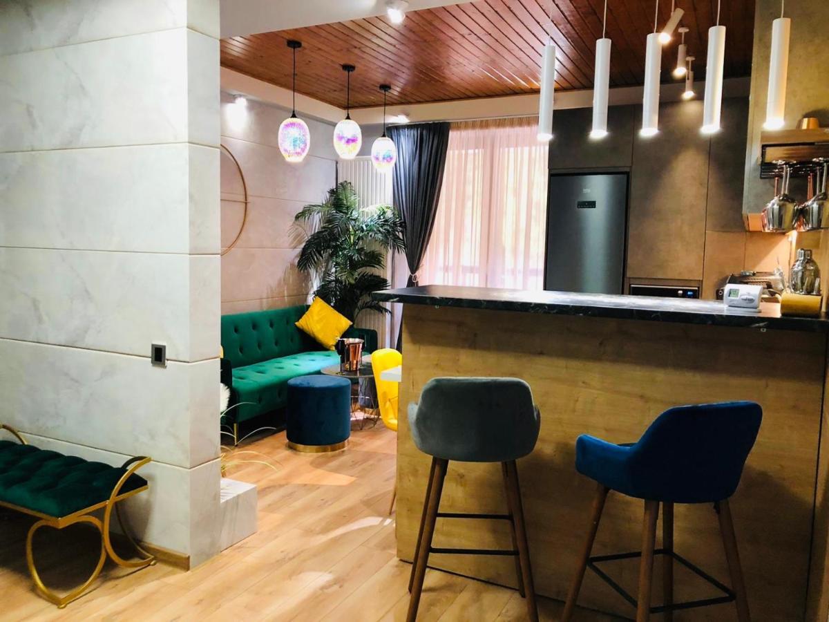 Maya Luxury Residence Poiana Brasov Bagian luar foto